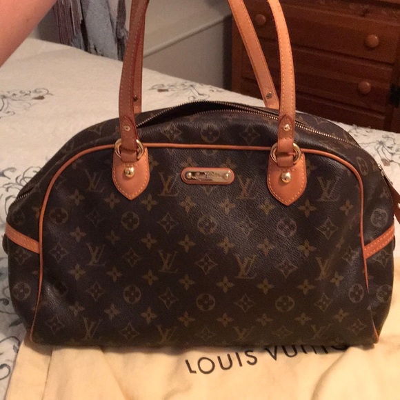 LOUIS VUITTON Monogram Montorgueil GM - Picture 7 of 8